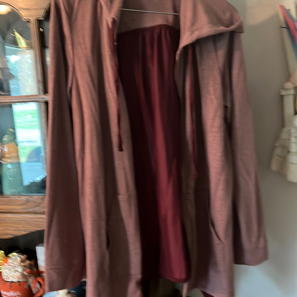 Logo Lounge hoodie w satin panel in back
